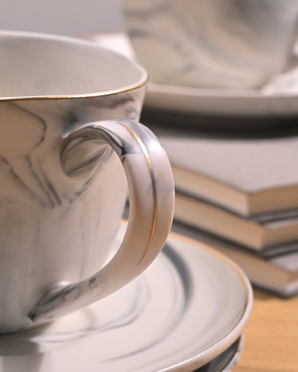 Cloud Grey Tea Kettle Set on Table – Kairaus