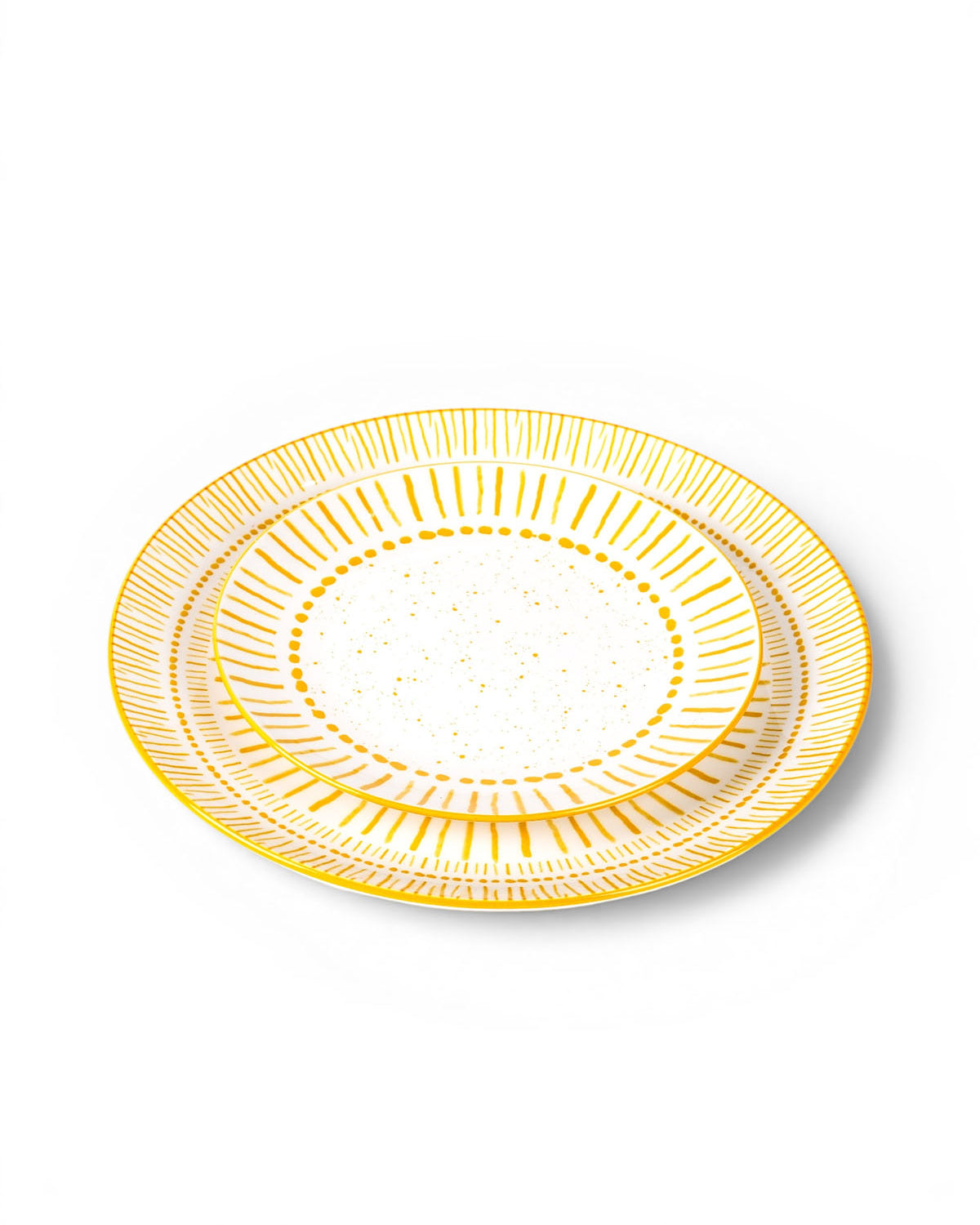 Stylish Amoret dinner and side plate collection