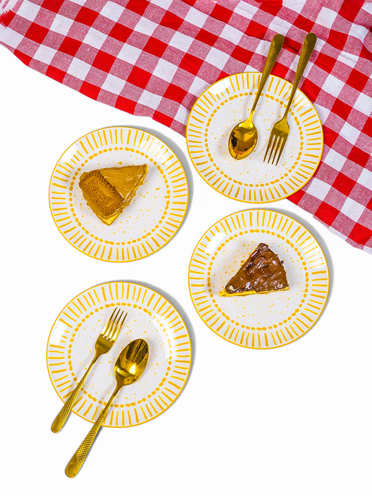 Amoret porcelain quarter plates set of 4 in 7.8-inch size