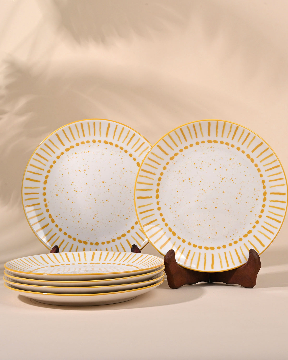 Amoret porcelain quarter plates set of 6