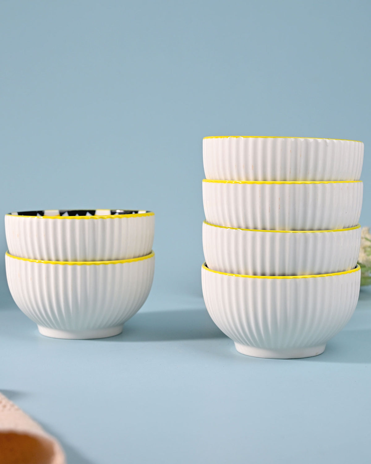 Set of six polished porcelain bowls with artistic design