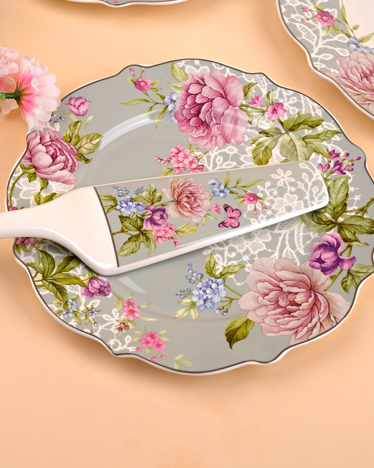 Premium 8-piece bone china tableware collection