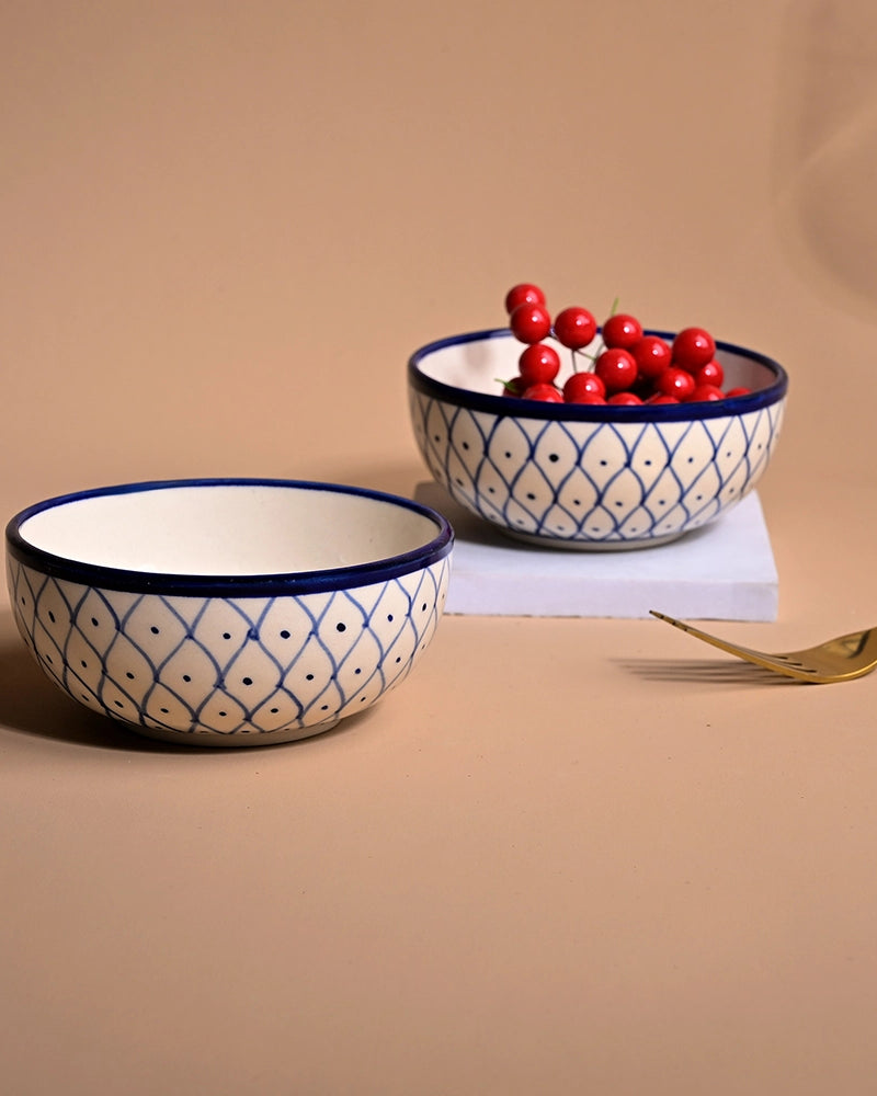 Glossy ceramic bowls with unique blue abstract design