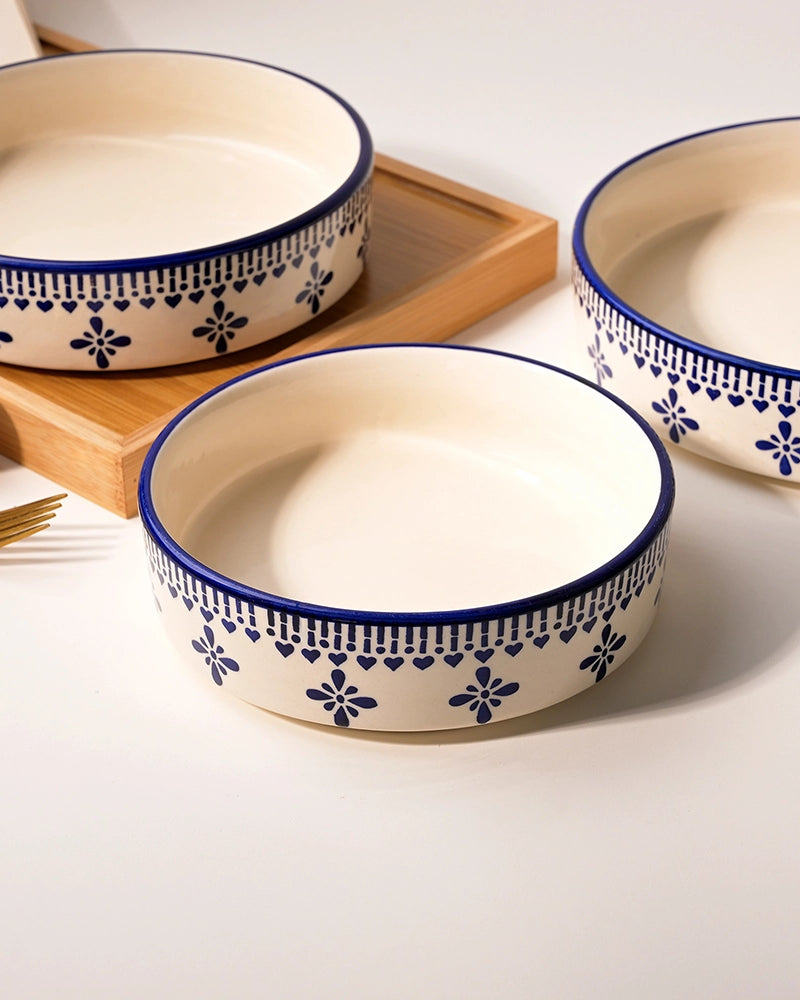 Three-piece blue and white bowl set