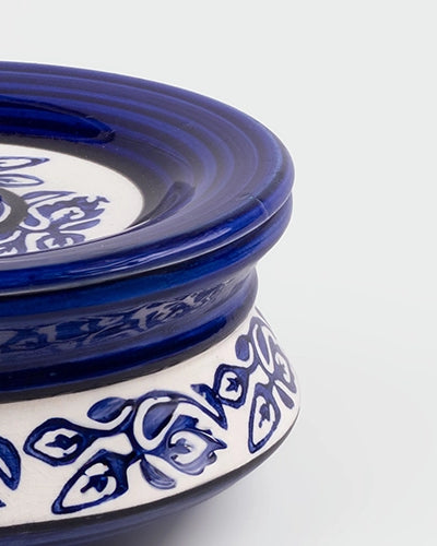 Lidded ceramic casserole with leaf pattern