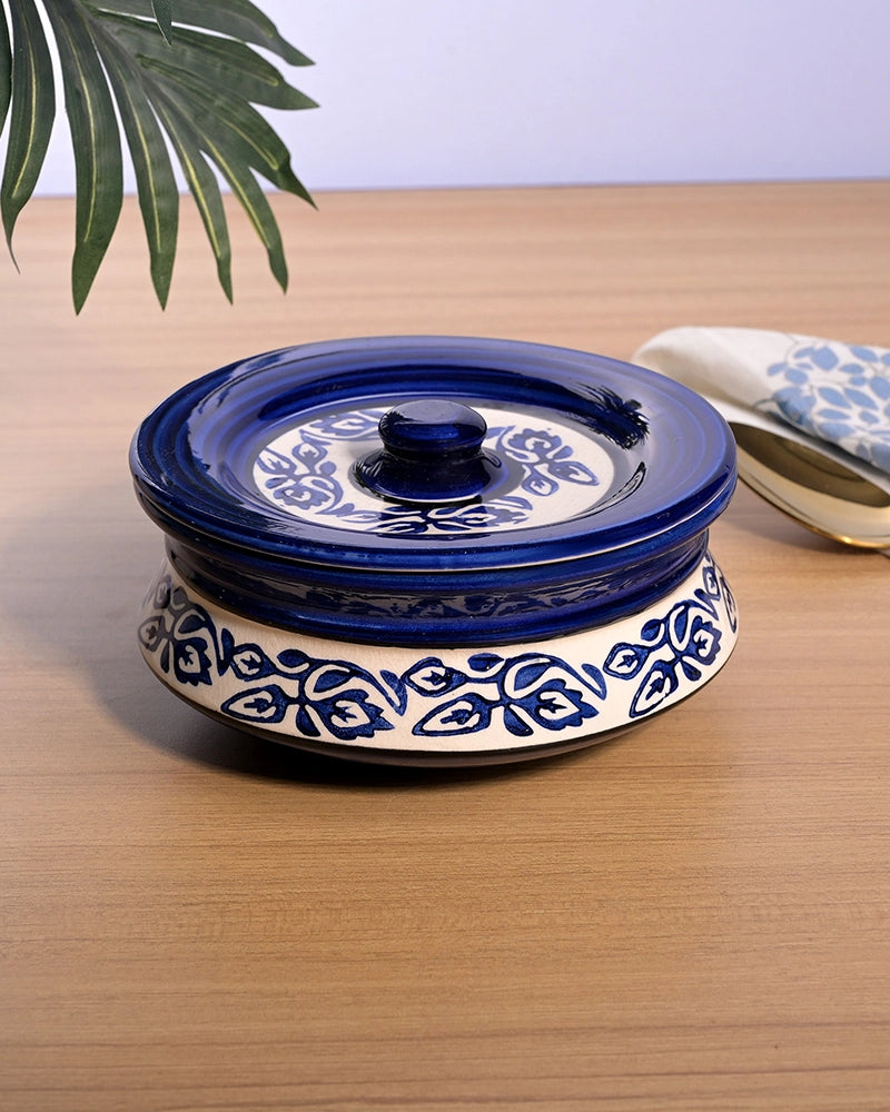 Ceramic casserole for serving with lid