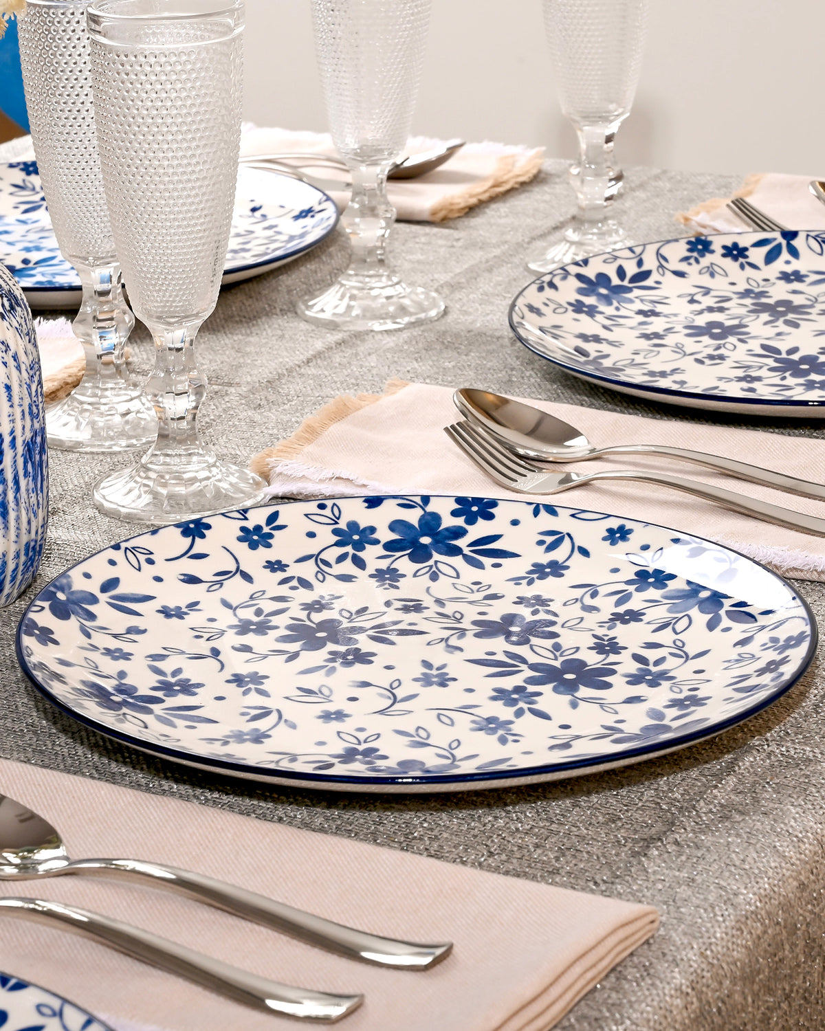 Bluebell porcelain dinner plates set of 2 for dining