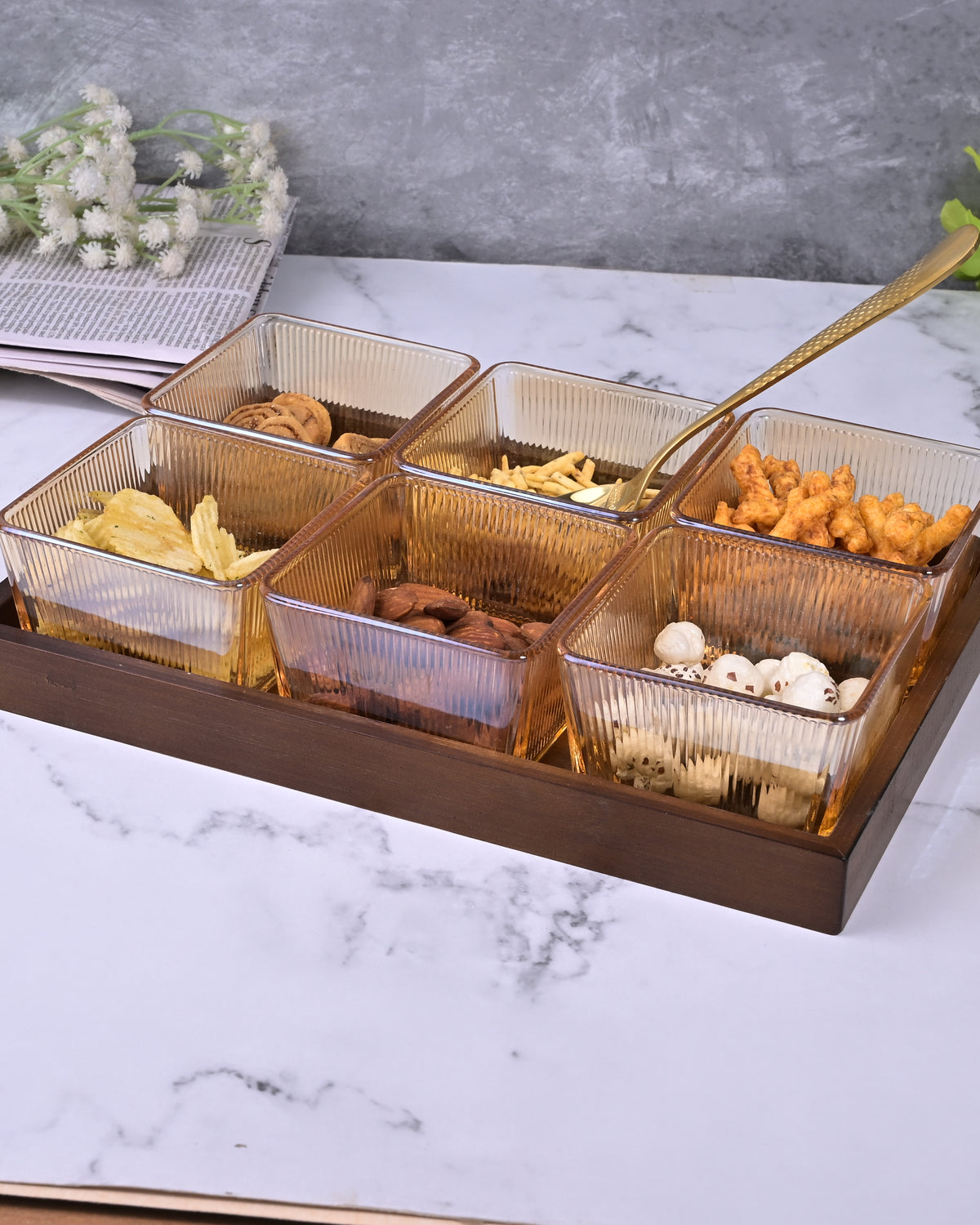 Brown glass bowl and tray for entertaining