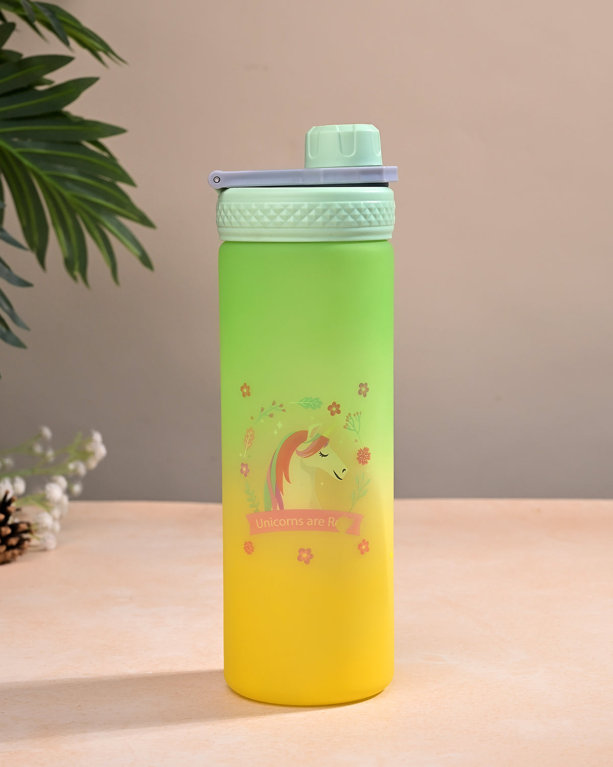 Citrus Splash Water Bottle with a fresh and vibrant design