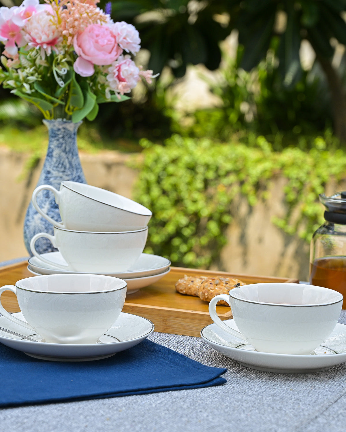 Set of 6 rare bone china tea cups
