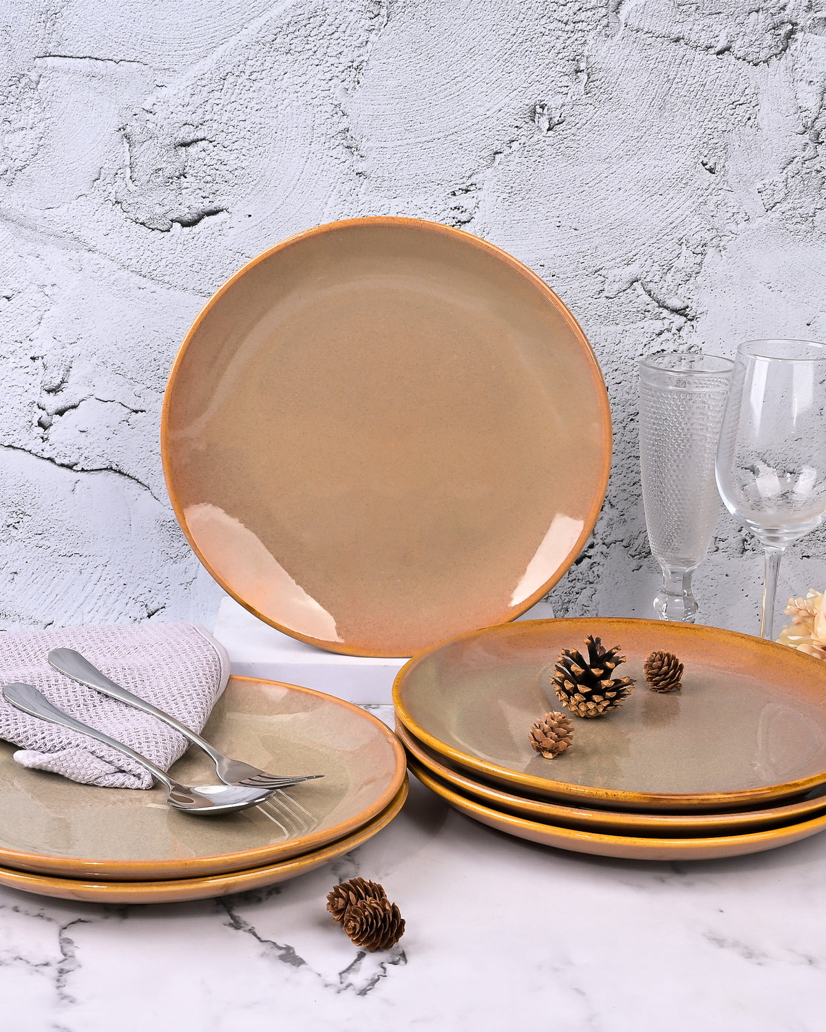 Classic ceramic dinner plates set of 6