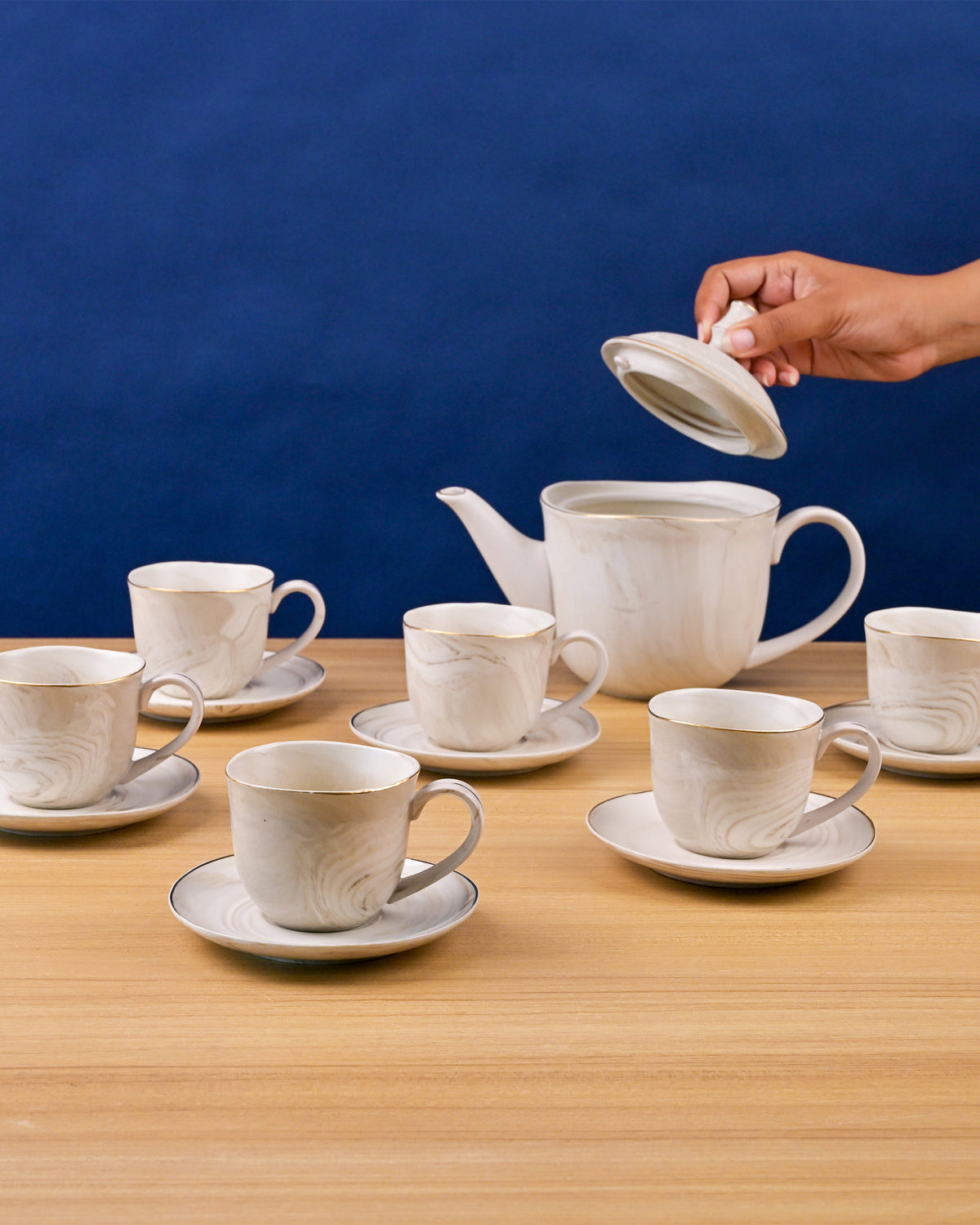 Greige Tea Kettle Set Close Up – Kairaus