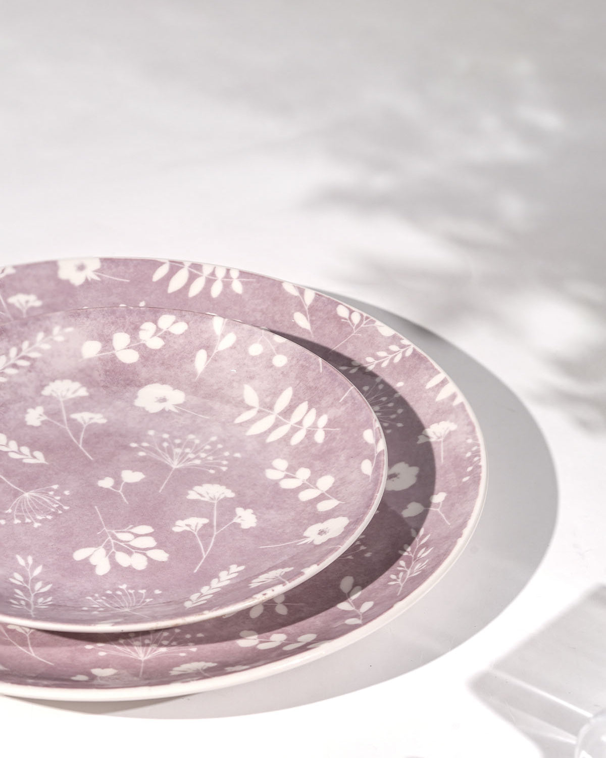 Elegant Dahlia porcelain dinner and quarter plates
