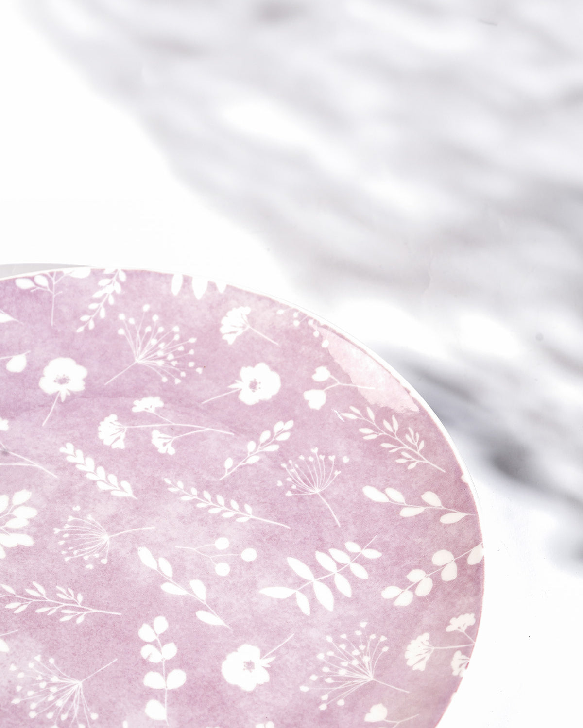 Dahlia porcelain dinner plate set of four with elegant design