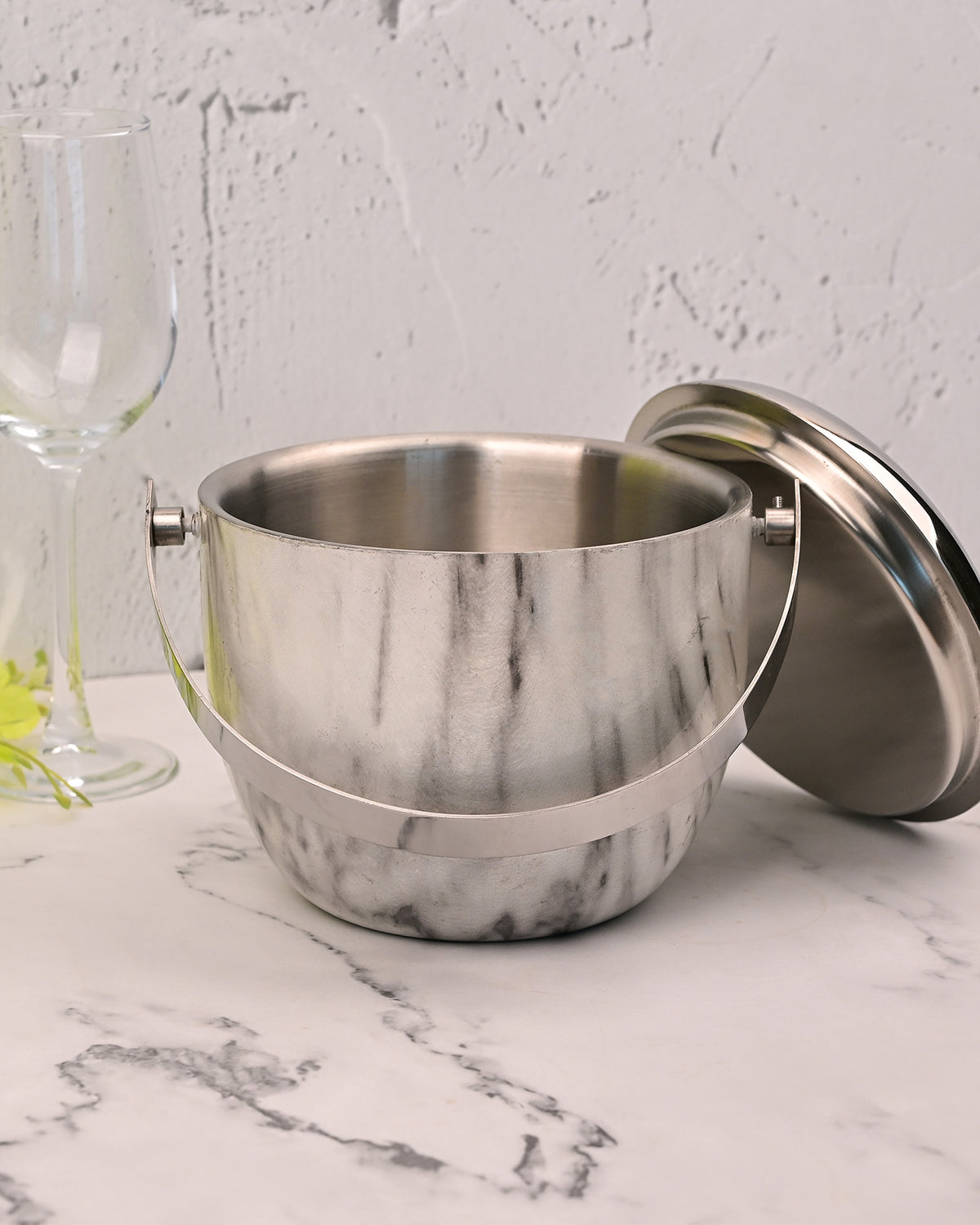 Stainless Steel Ice Bucket with Sleek and Modern Design