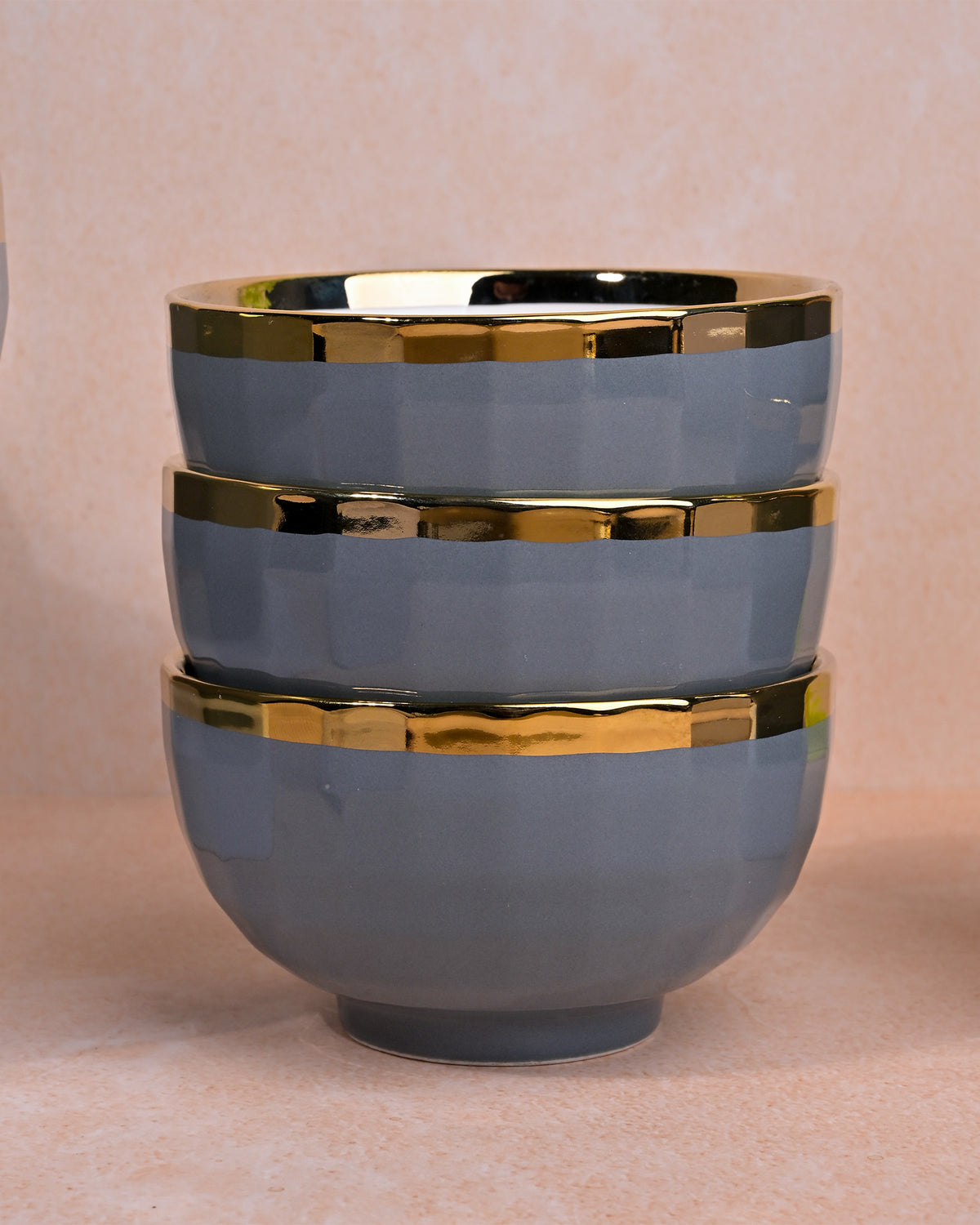 Premium porcelain serving bowls in grey and gold