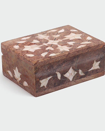 Luxury mother of pearl jewelry box for precious accessories