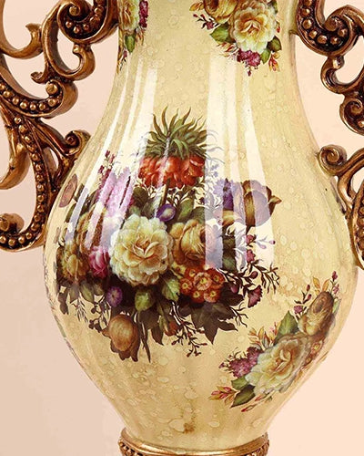 Vintage-inspired Floral Elegance vase for home interiors