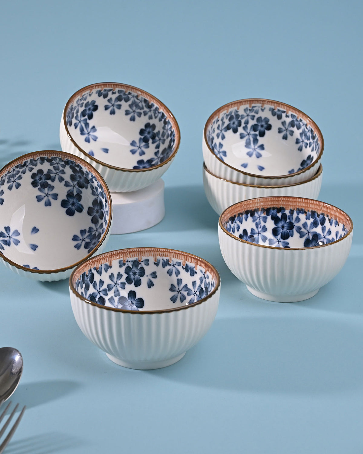 Floral ribbed elegant bowl set