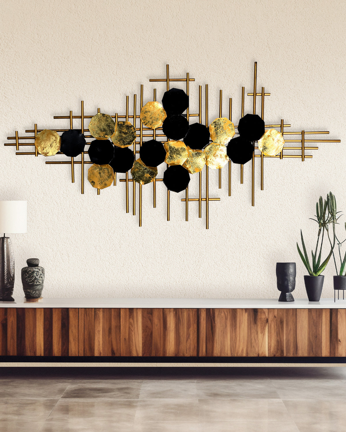 Geometric Elegance metal wall decor with modern design