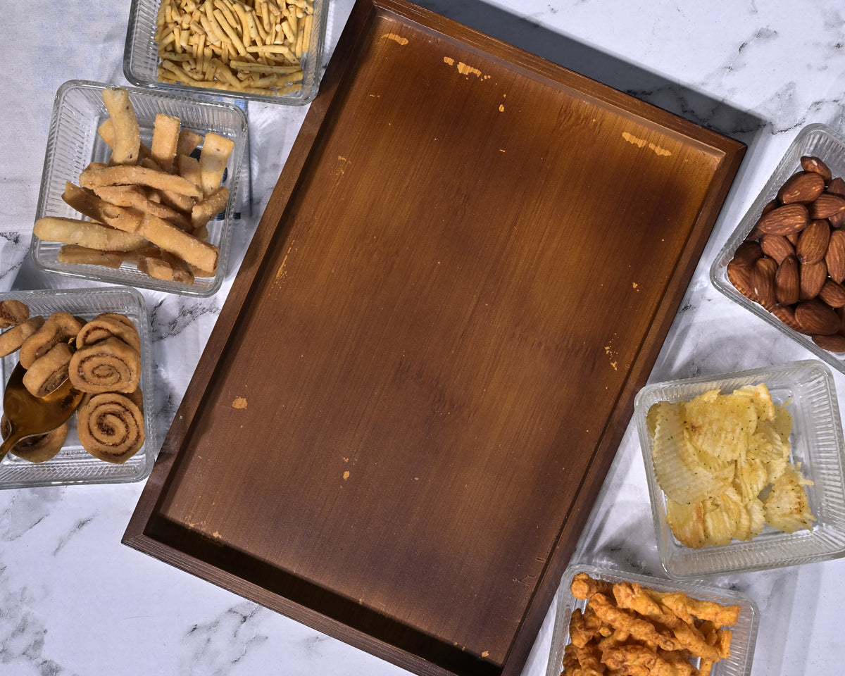 Glass serving bowl and tray for entertaining