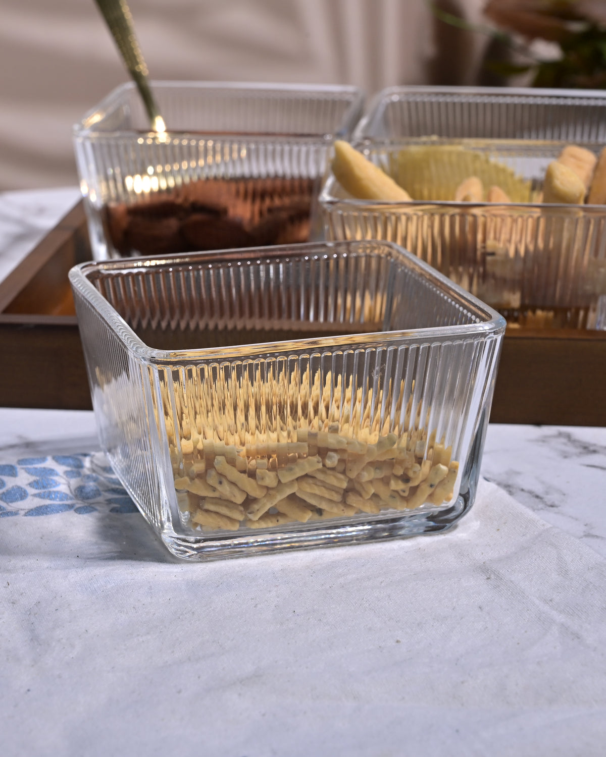 Luxury glass bowl set with matching tray