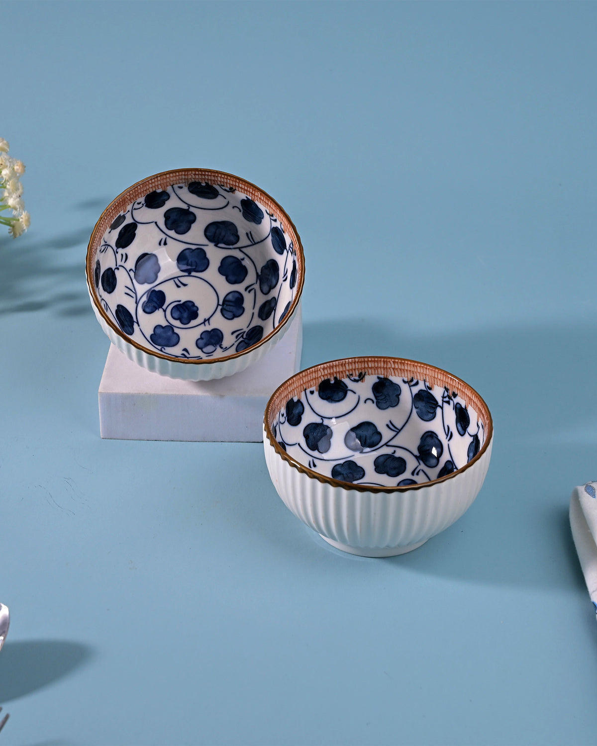 Hand-painted ribbed porcelain bowls set of 2