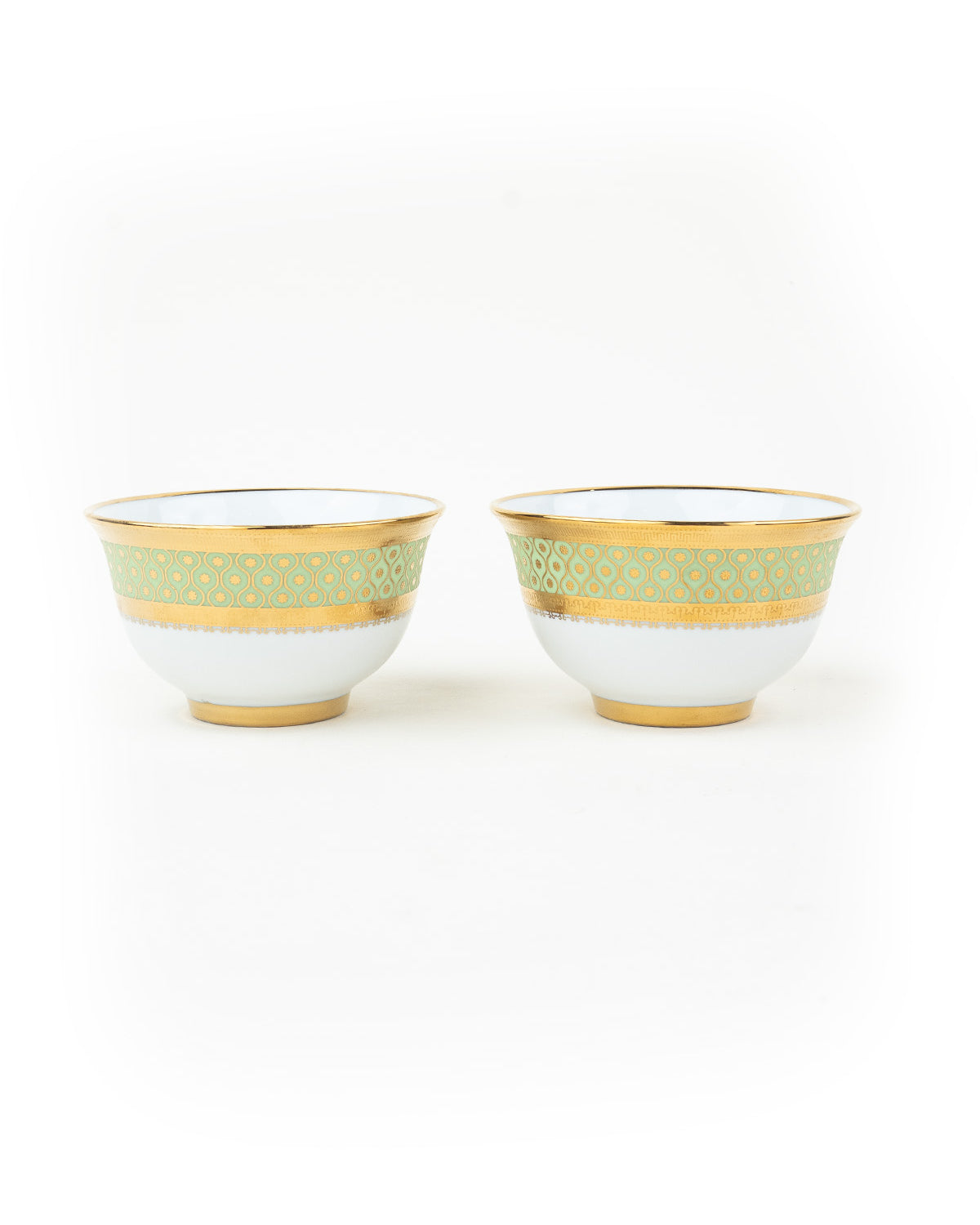 Ira Real Gold Dinner Set highlighting its refined craftsmanship