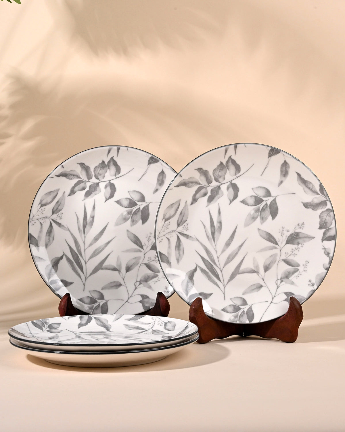 Ivory porcelain quarter plates set of 4
