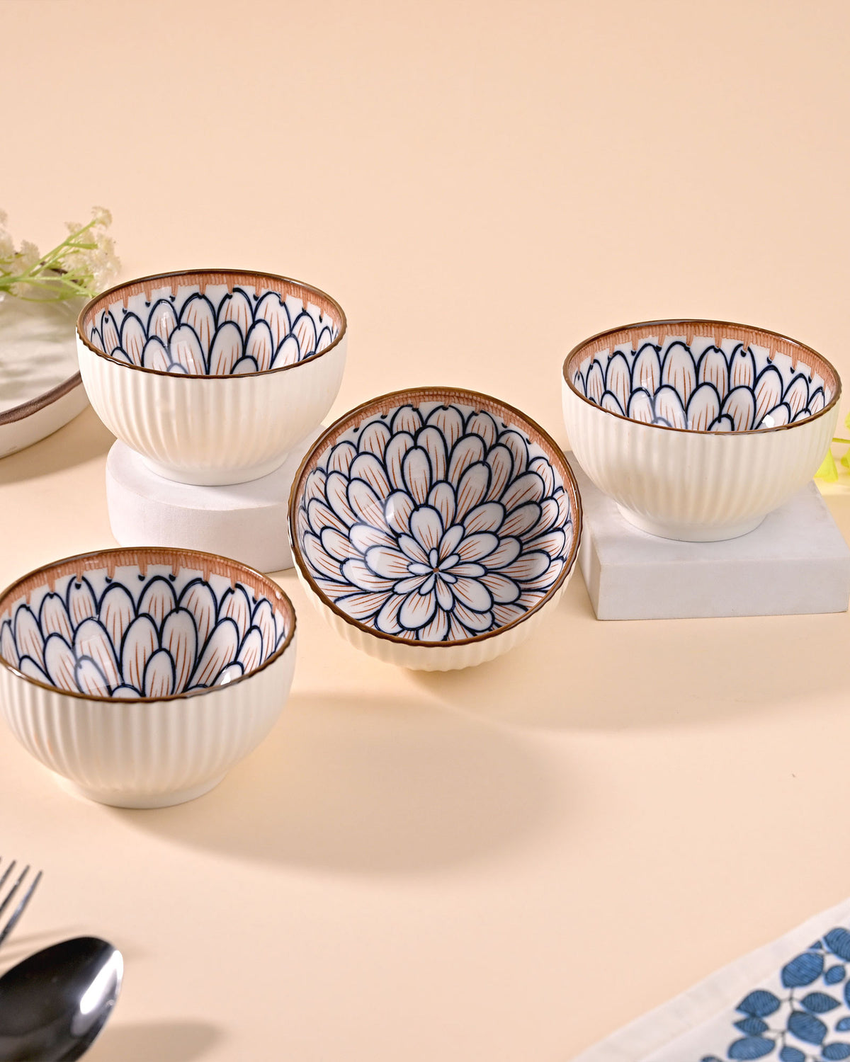 Jasmine-inspired porcelain bowls set of 4