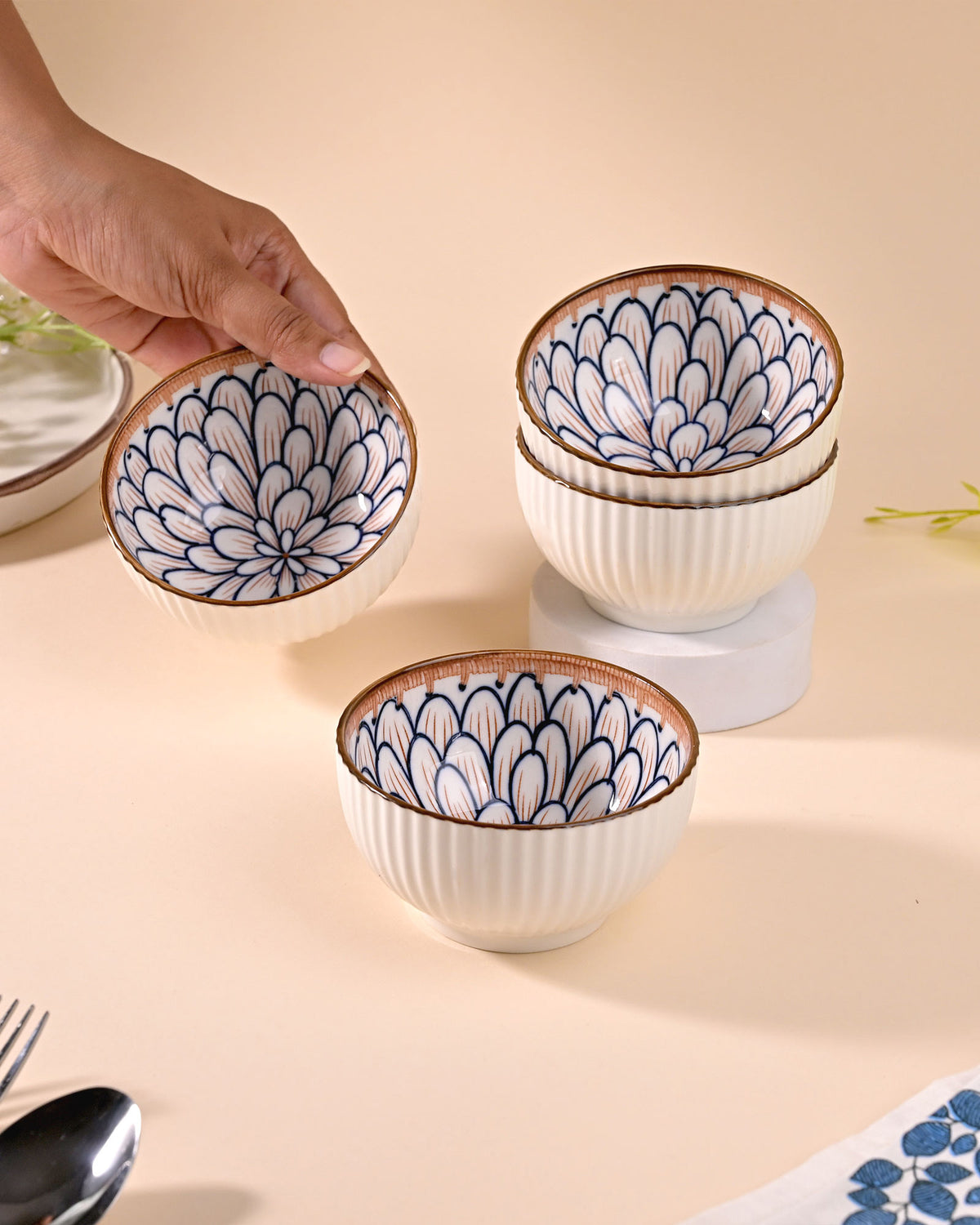 Jasmine floral porcelain bowls set of four