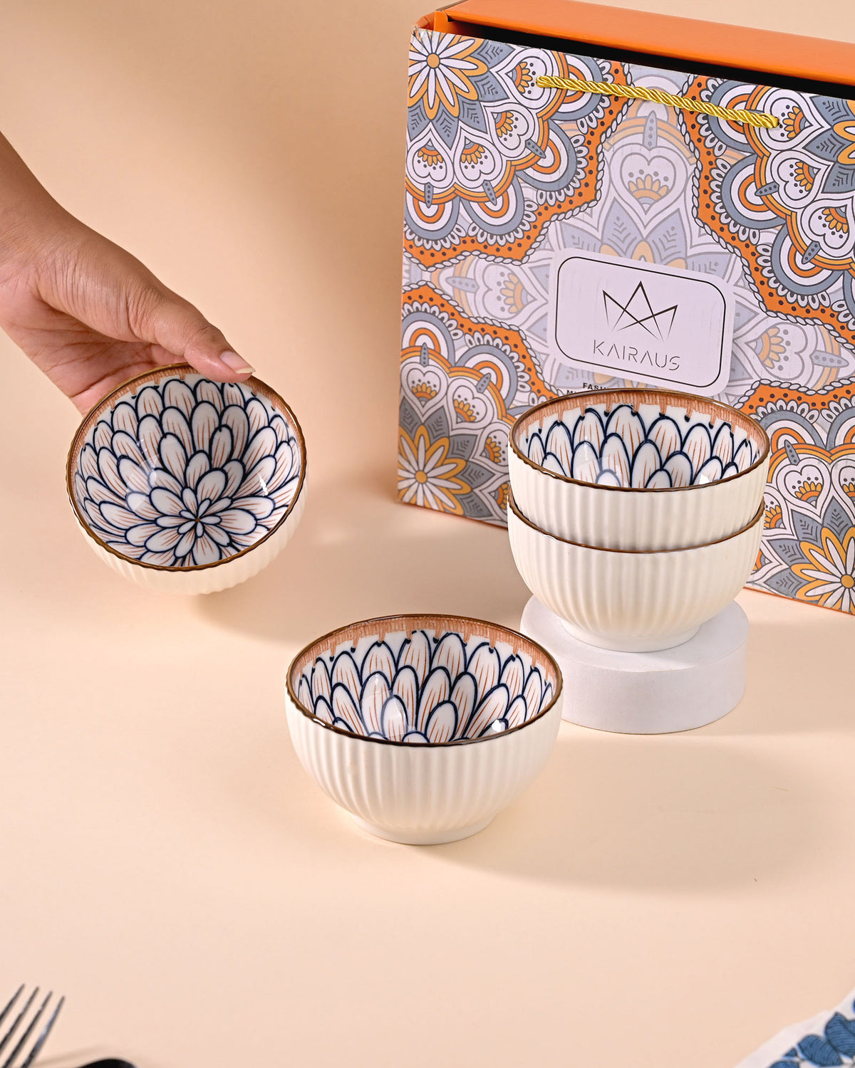 Decorative porcelain bowls with jasmine-inspired design