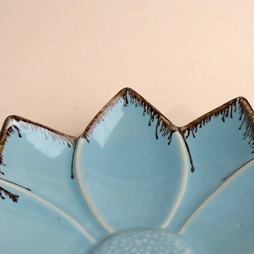 Stylish light blue flower-shaped serving platter