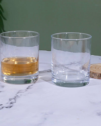 Luminous drinking glasses with elegant finish