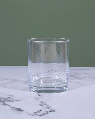 Minimalist two-piece glassware set
