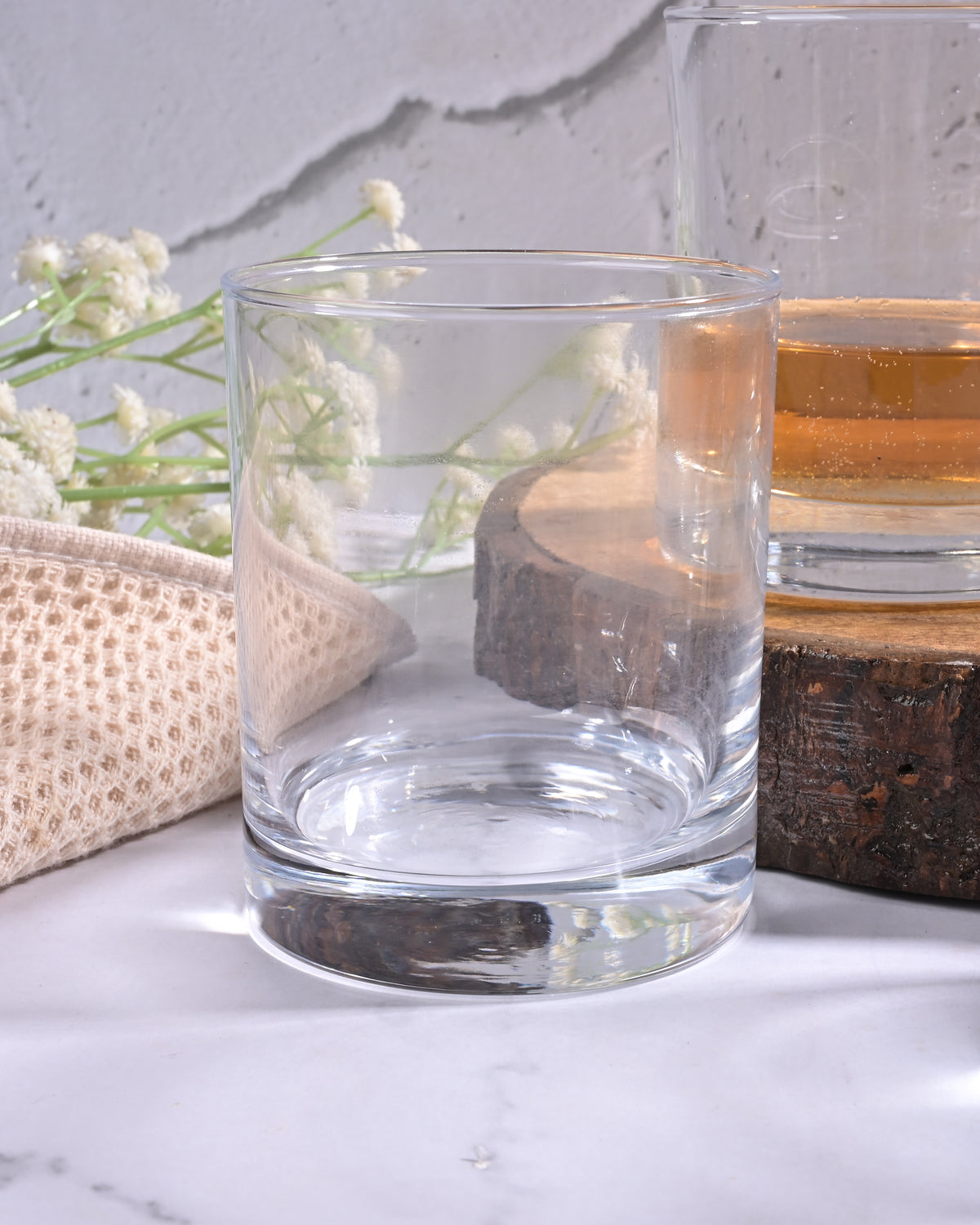 Luminous glassware collection for modern dining