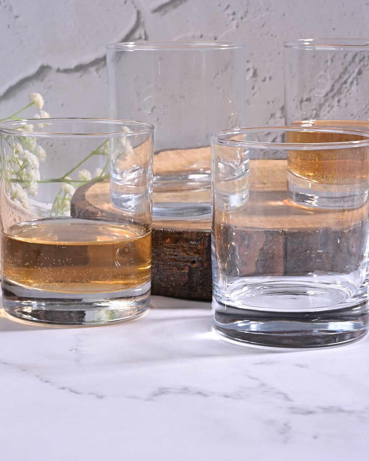 Elegant four-glass set for home entertaining
