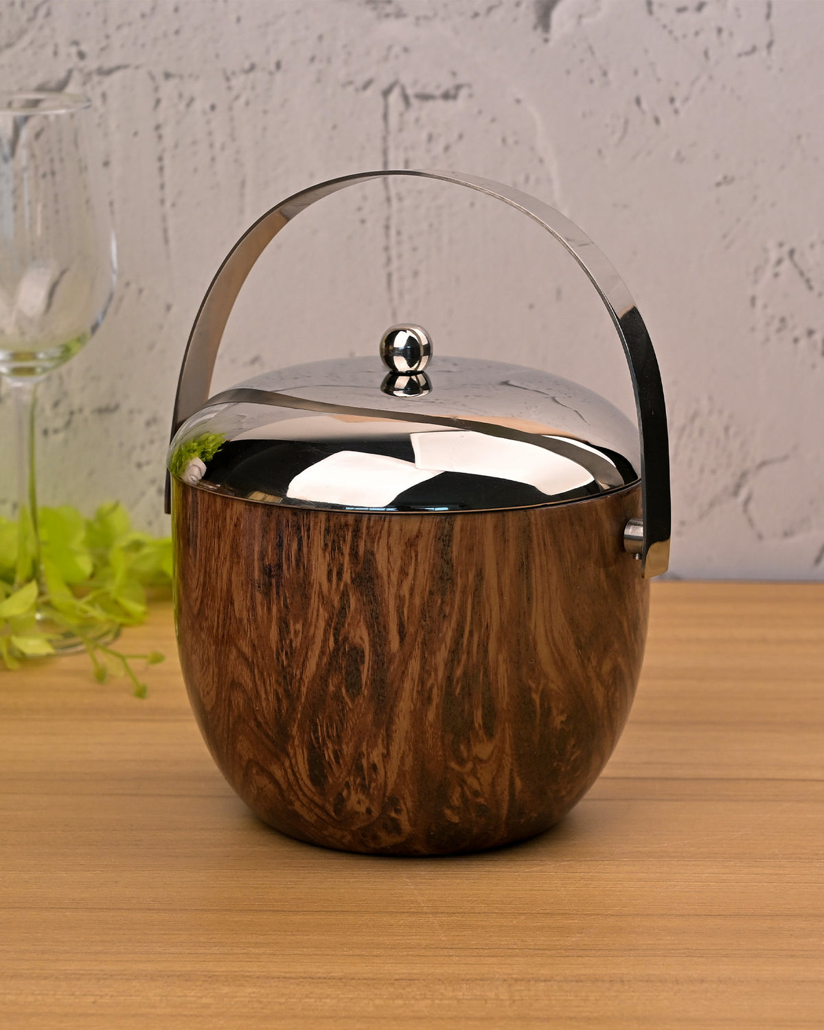 Luxe Stainless Steel Ice Bucket – Full Product View