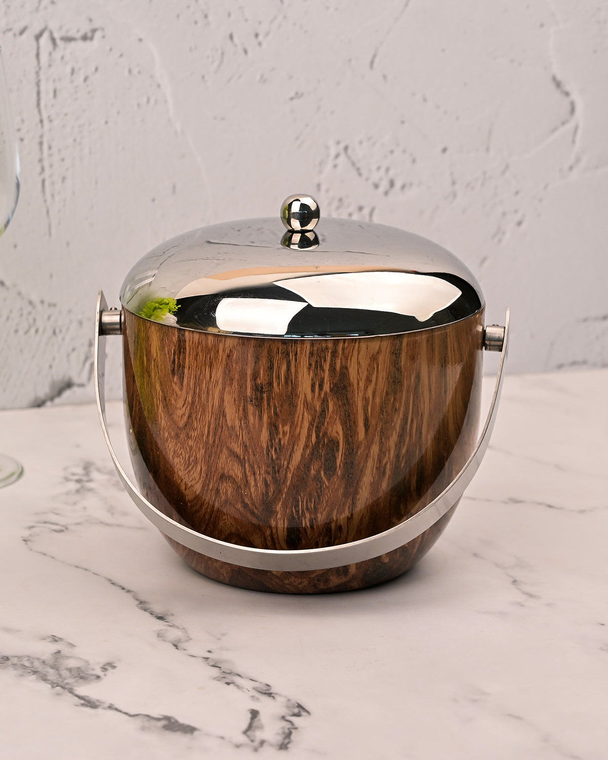 Luxe Stainless Steel Ice Bucket with Handle for Easy Carrying