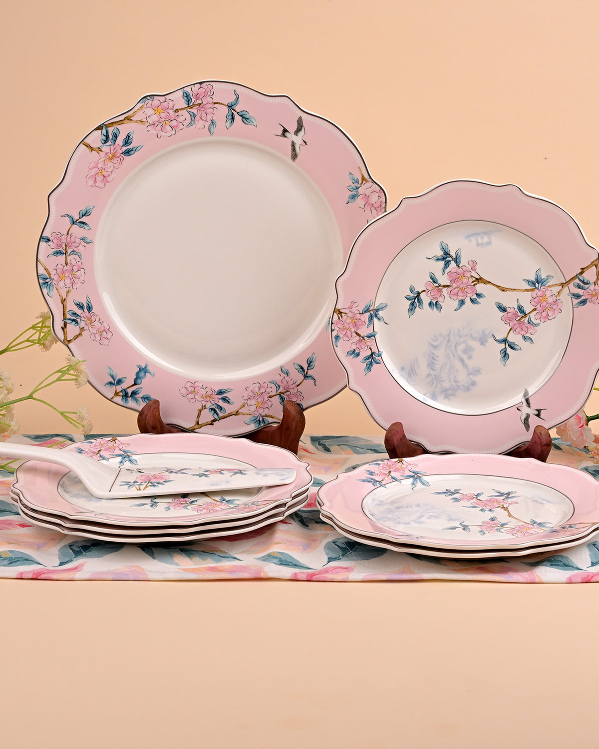 Magnolia Posh 8-piece Bone China Dining Set