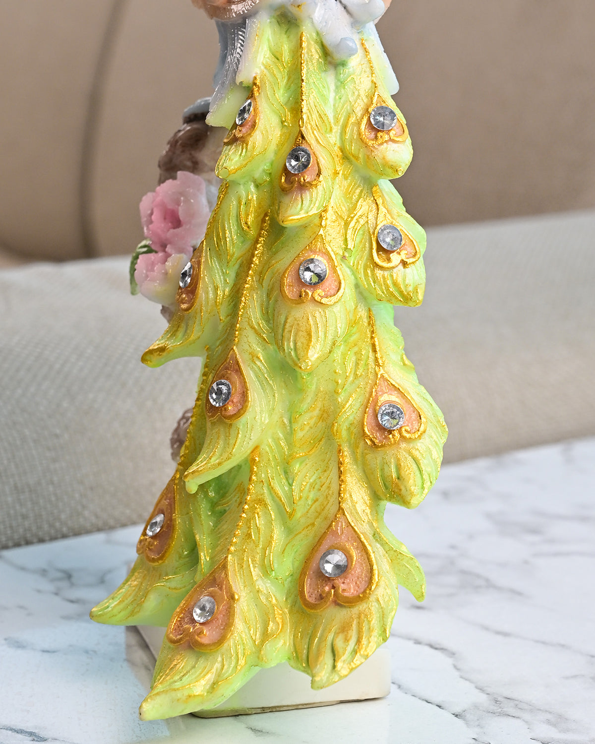 Sunrise-themed peacock statue for home decoration