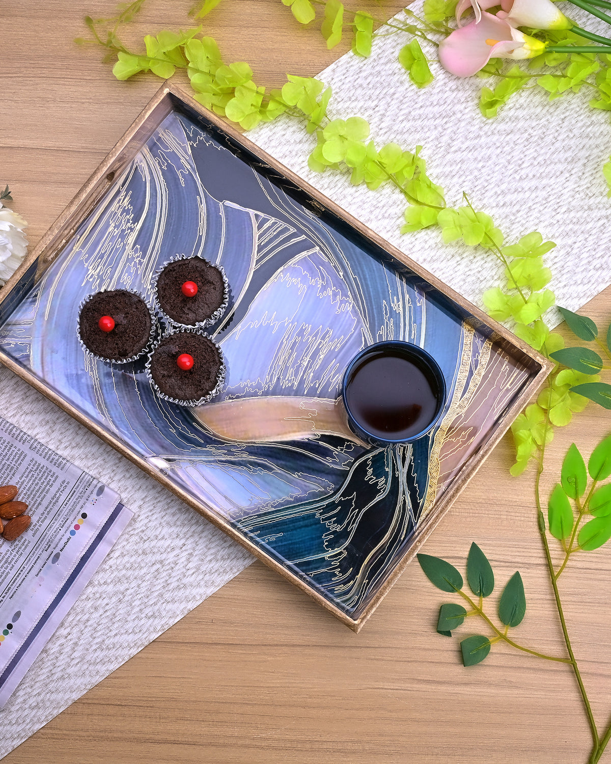 Three-piece Midnight Mystery serving tray set for home