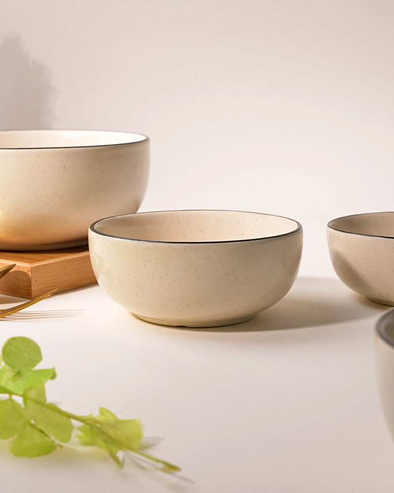Matte ceramic bowls for snacks and desserts