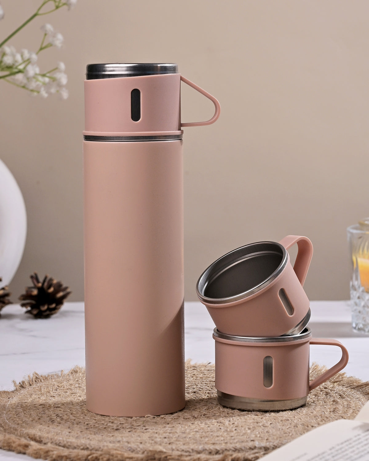 Opulent stainless steel thermos flask set with premium design