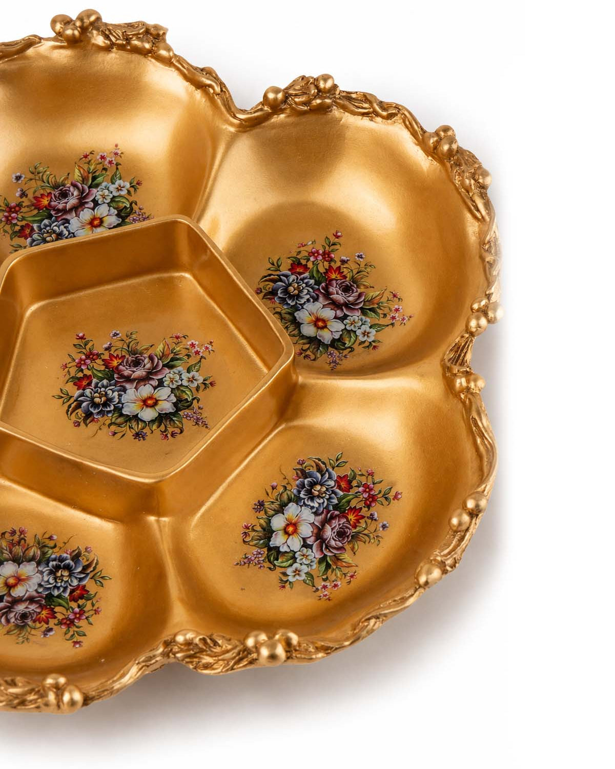 Palace Bouquet Dry Fruit Box product close-up
