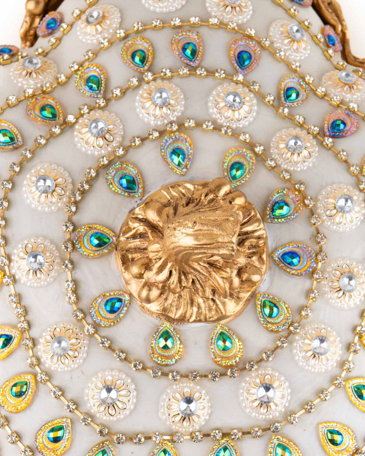 Palace Bouquet Dry Fruit Box with a luxurious presentation