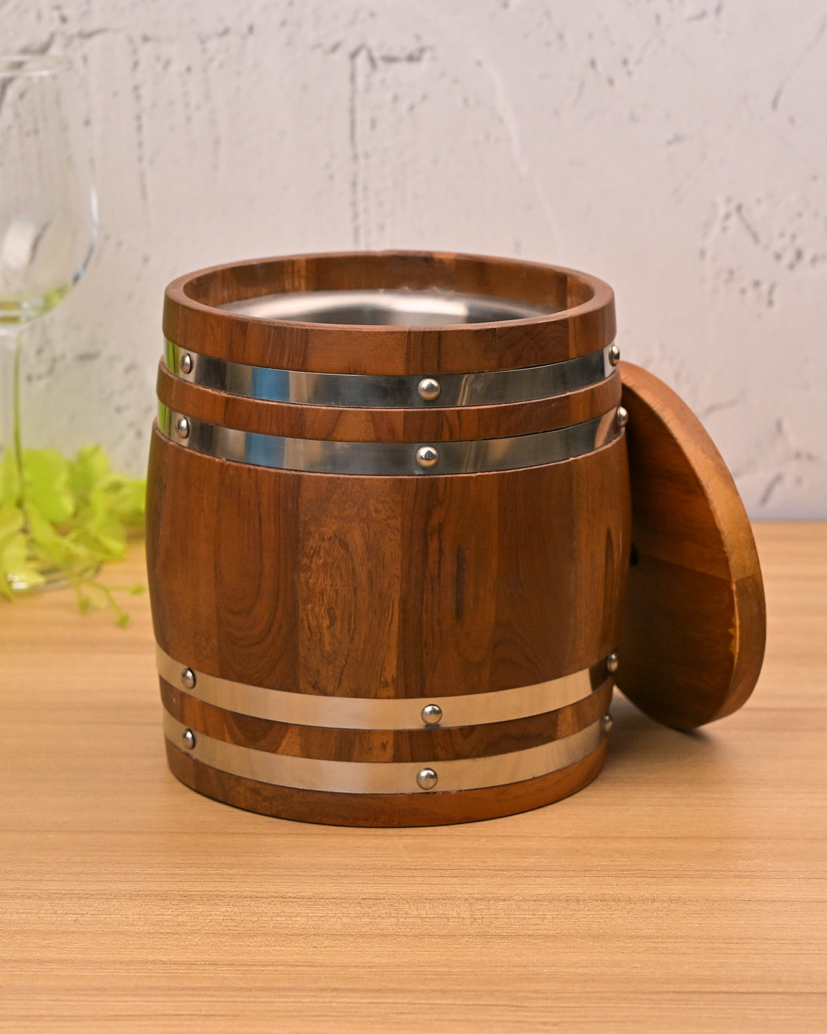 Rustic Wooden Ice Bucket with Natural Wood Finish