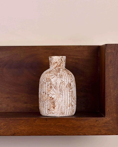 Rustic white flower vase for tabletop decoration