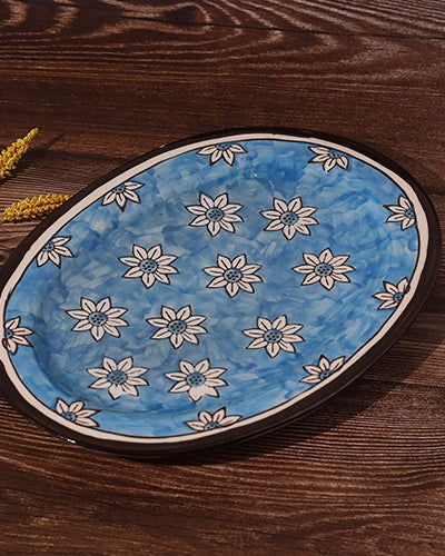 Decorative large blossom platter for dining