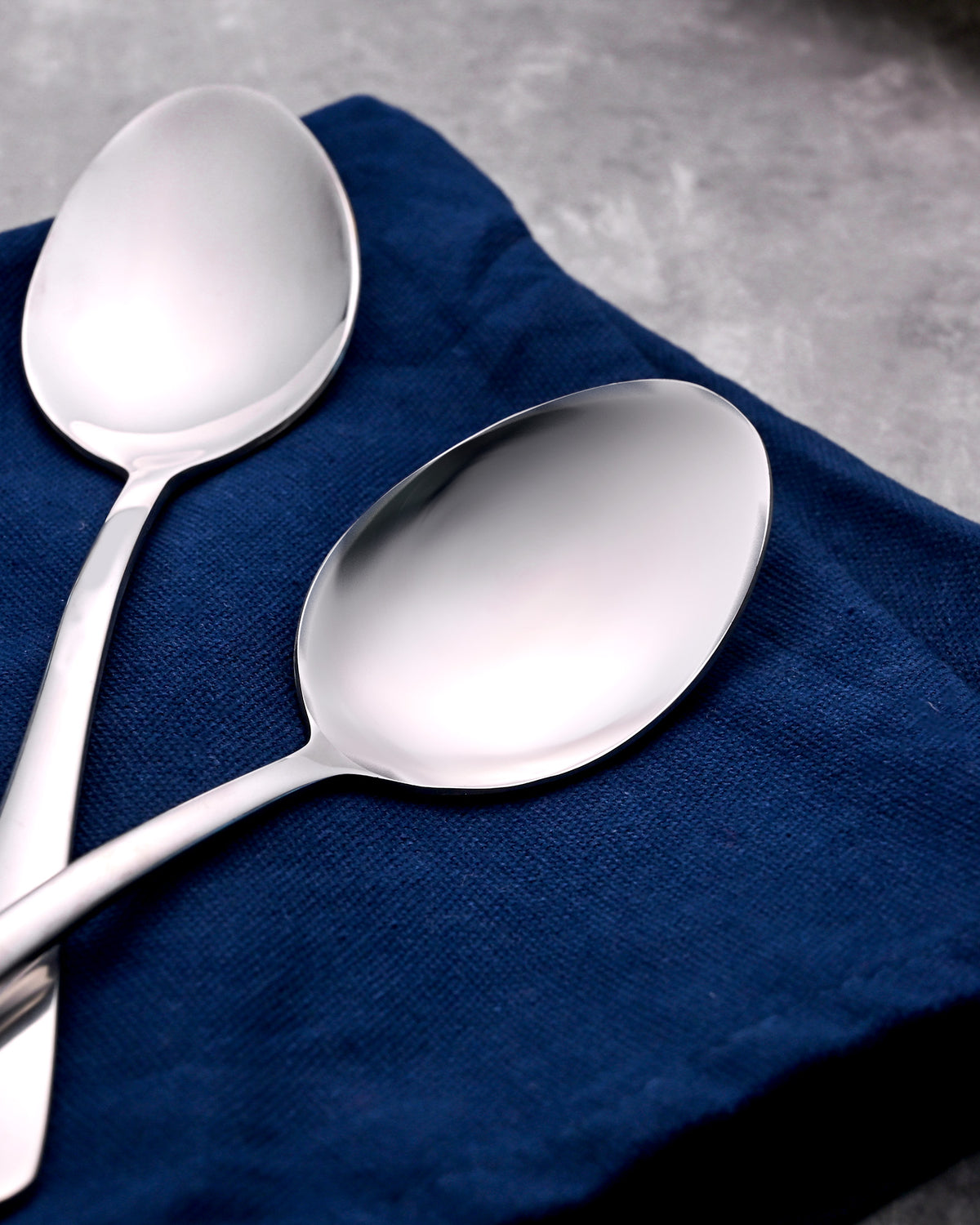 Sleek & Shiny Stainless Steel Spoons – Set of Two with Polished Finish
